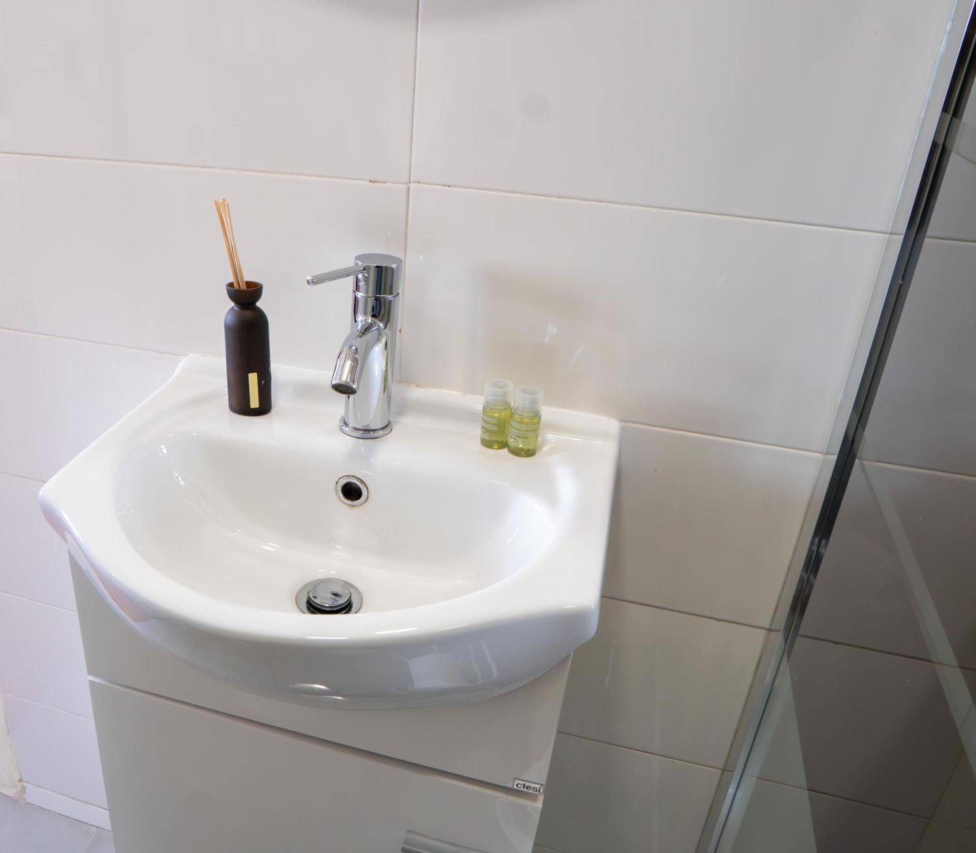 Matching Loures Guest House Esterno foto
